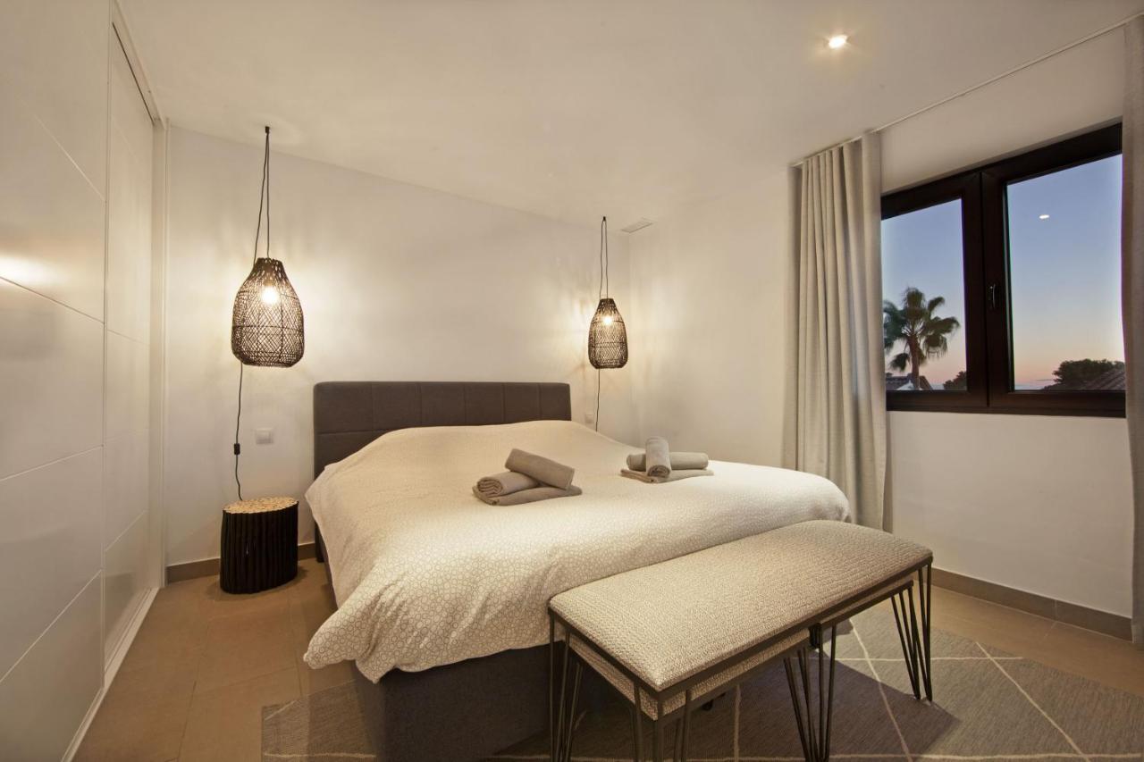 Modern Villa Close To Costabella Beach Marbella Eksteriør billede